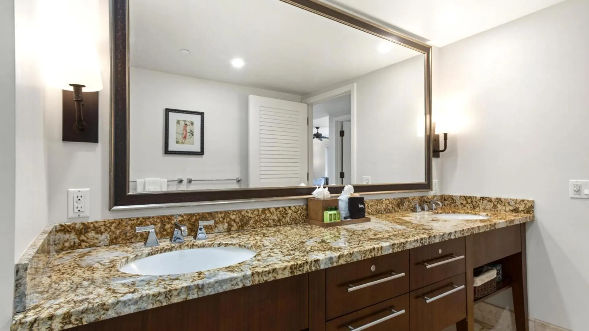 Kbm Resorts 2 Free Cars Honua Kai Hokulani Ocean View 6-Bedroom Multi Unit Listing Perfect For Families Hkh-20304 Kaanapali
